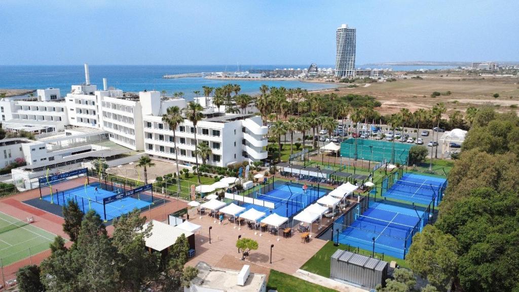 Dome Beach Marina Hotel & Resort